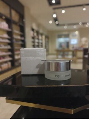 R.e.m Hydrating Face Cream - Silver & Frosted White